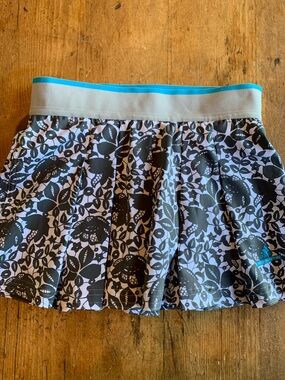 Addias and Stella McCartney Gray White Pleated Athletic Skort with Teal Trim